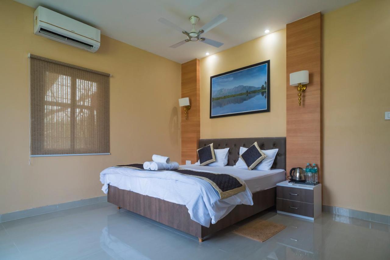 Tusker Tea County Hotel Chalsa Ngoại thất bức ảnh