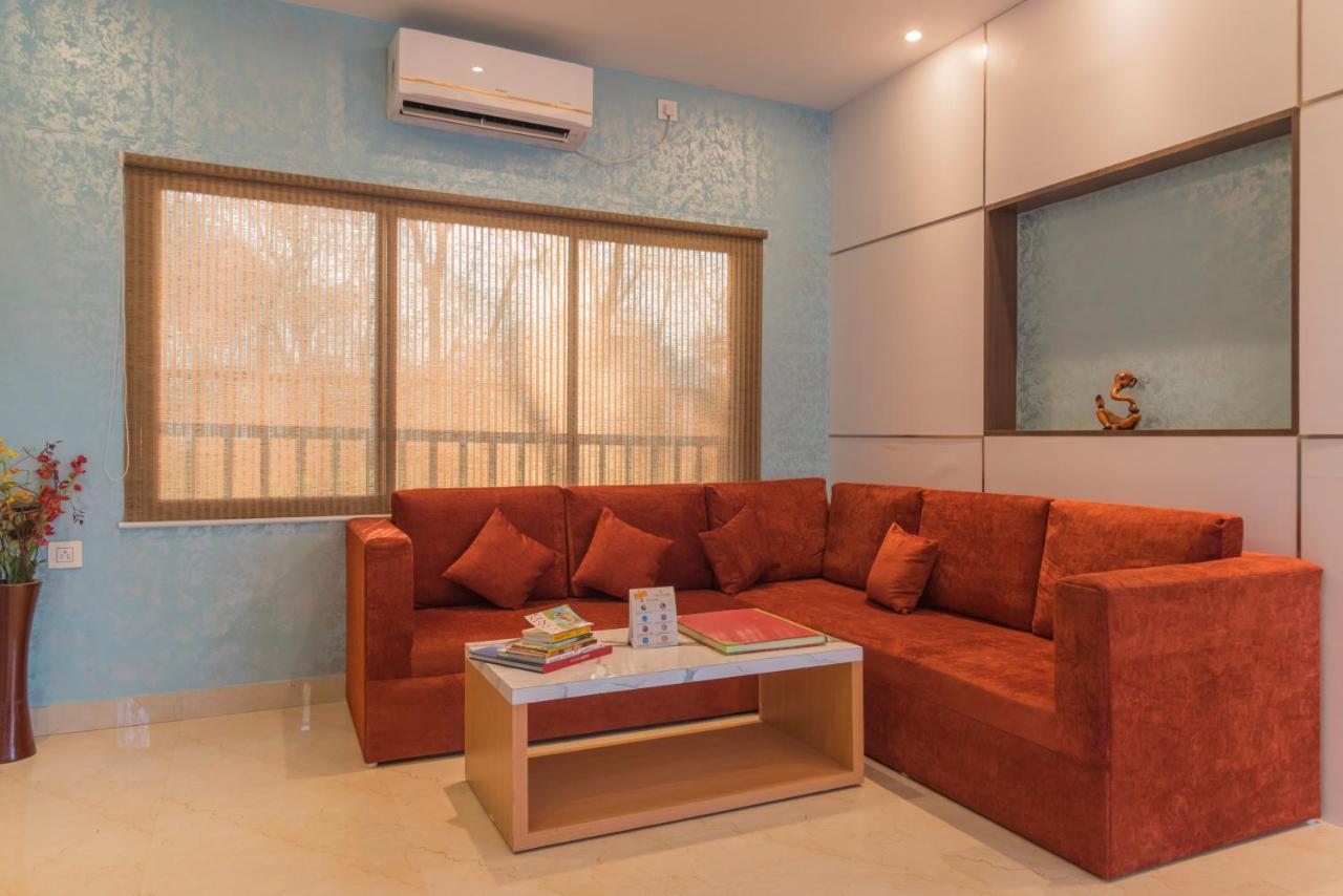 Tusker Tea County Hotel Chalsa Ngoại thất bức ảnh