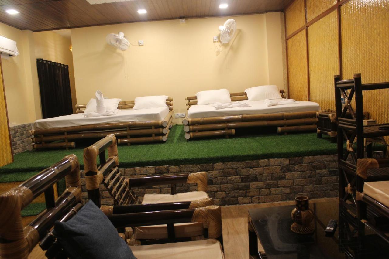 Tusker Tea County Hotel Chalsa Ngoại thất bức ảnh