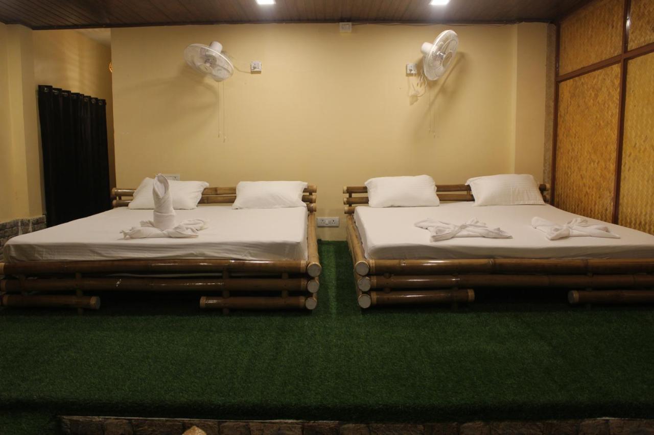 Tusker Tea County Hotel Chalsa Ngoại thất bức ảnh