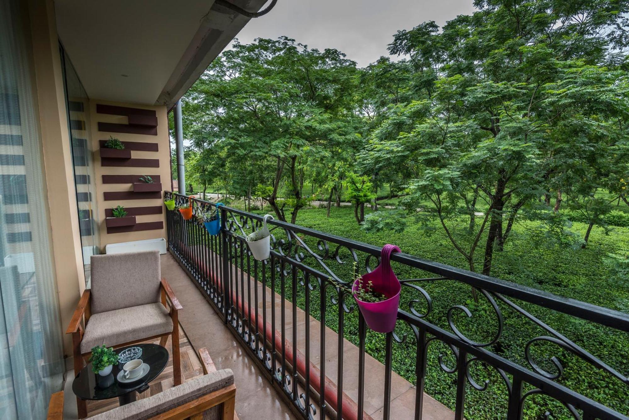 Tusker Tea County Hotel Chalsa Ngoại thất bức ảnh
